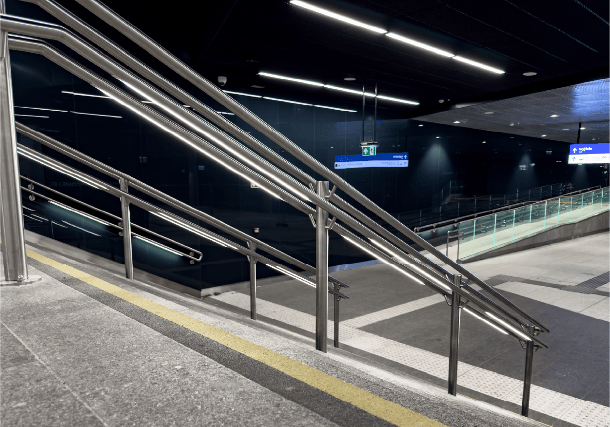 warszawa-zachodnia-station-a-symbiosis-of-engineering-and-light-redefining-the-station-of-the-future